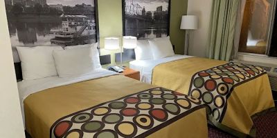 Super 8 by Wyndham New Cumberland