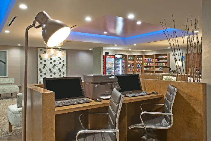 Holiday Inn Express & Suites Harrisburg South - New Cumberland 4