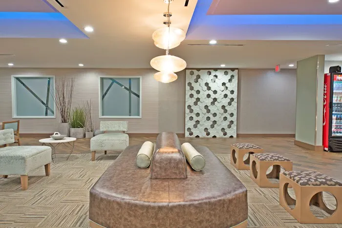 Holiday Inn Express & Suites Harrisburg South - New Cumberland 4