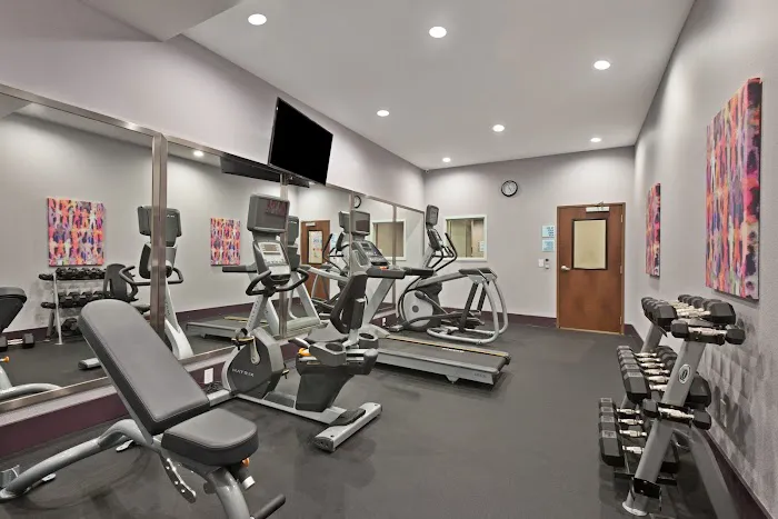 Holiday Inn Express & Suites Harrisburg South - New Cumberland 4