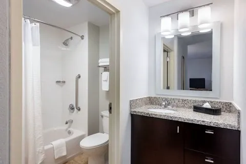 TownePlace Suites York 4