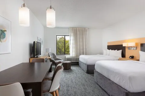 TownePlace Suites York 4