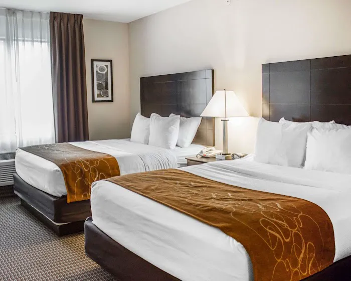 Comfort Suites 4
