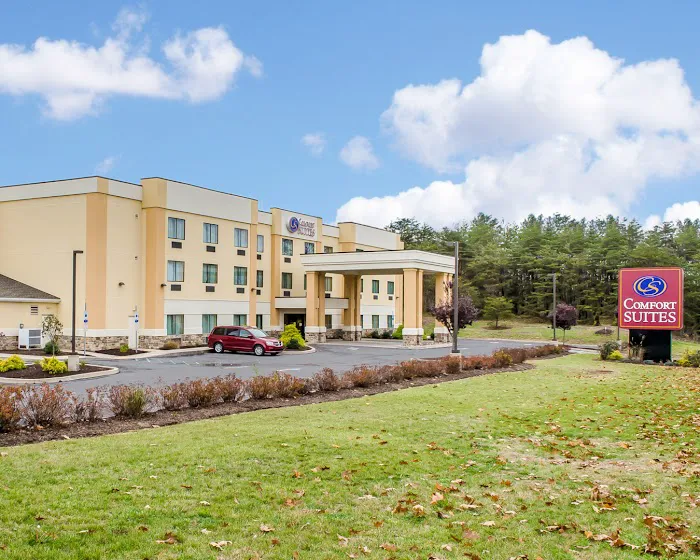 Comfort Suites 4