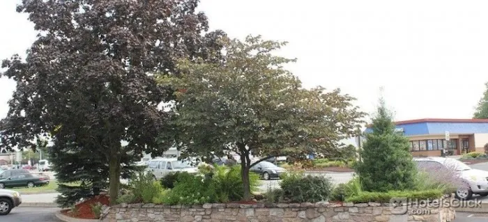 Aderi Hotel Bucknell University 4