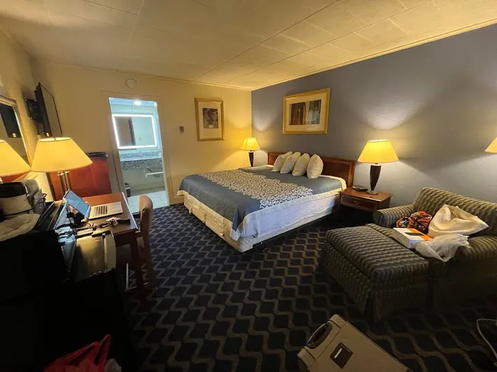 Aderi Hotel Bucknell University 4
