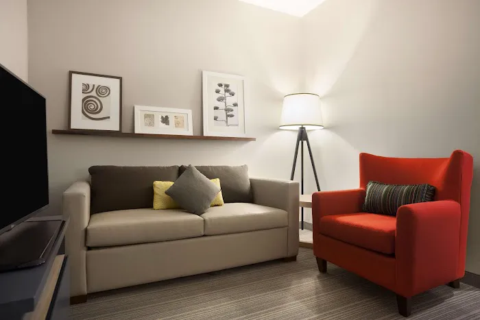 Country Inn & Suites by Radisson, Lewisburg, PA 4