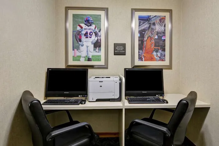 Hampton Inn Lewisburg 4
