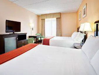 Baymont by Wyndham East Windsor Bradley Airport 4