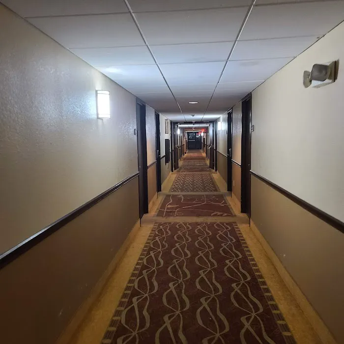 Rodeway Inn & Suites 4