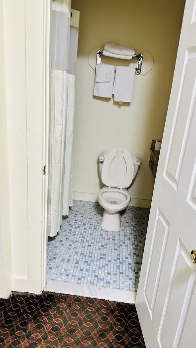 Passport Inn & Suites Middletown, CT 4