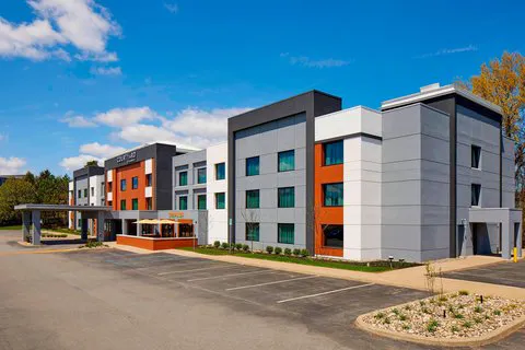 Courtyard Albany Thruway 4