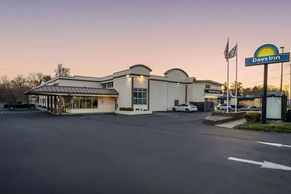 Days Inn by Wyndham Albany SUNY 4