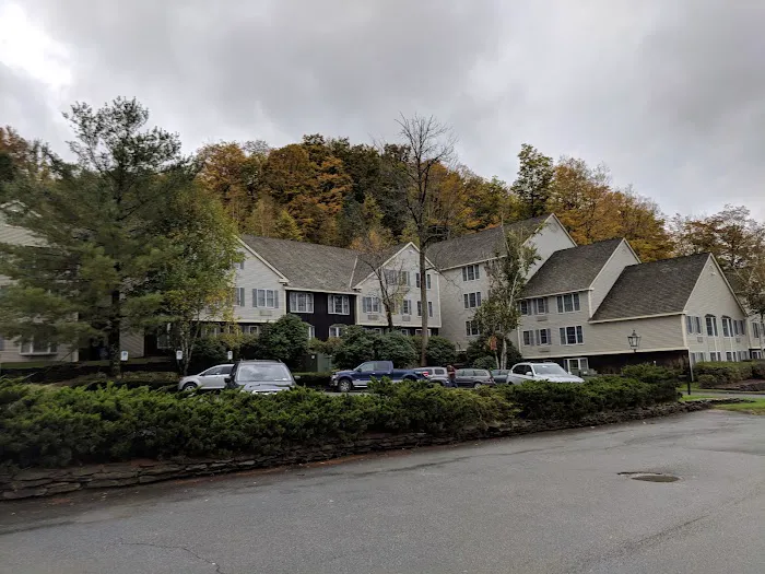 Country Inn 4