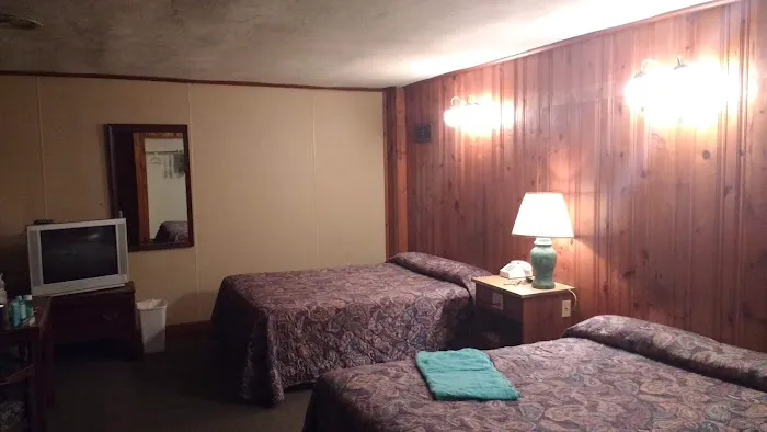 Western Ranch Motor Inn 4
