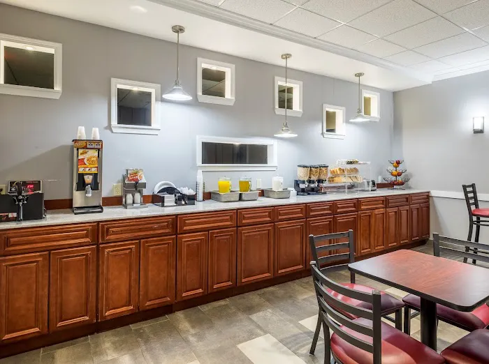 Red Roof Inn Fulton 4