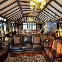 Boathouse Waterfront Lodging ico
