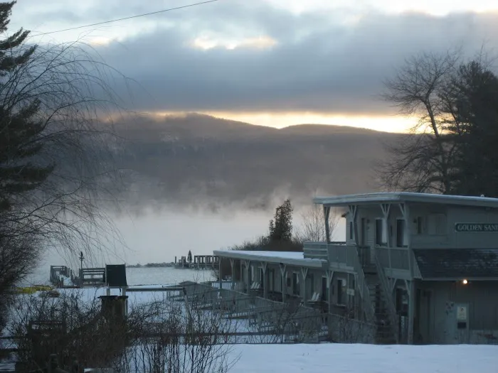 Golden Sands Resort NOW Waters Edge Lodge on Lake George 4