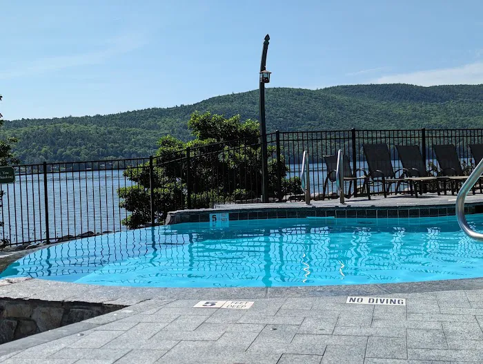 The Lodges at Cresthaven 4