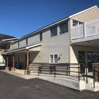 Howard Johnson by Wyndham Lake George ico