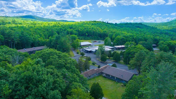 Roaring Brook Ranch Resort 4