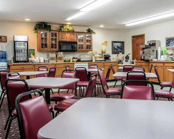 Quality Inn Lake George 4