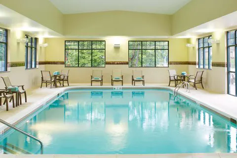 Courtyard Lake George 4