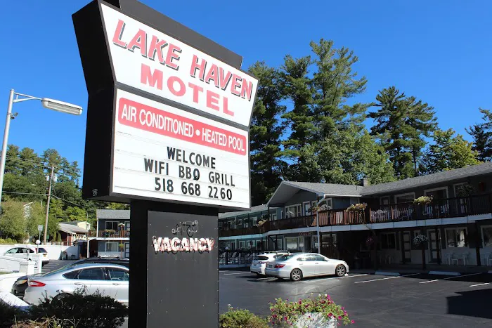 Lake Haven Lodge & Suites 4