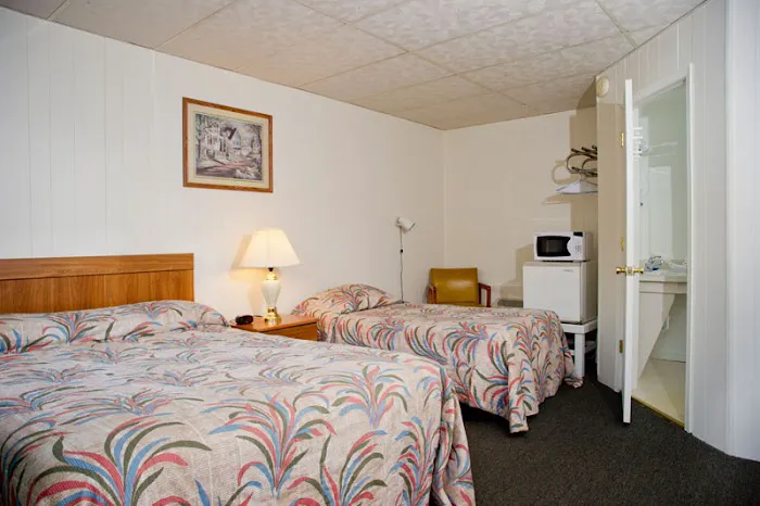 Motel Montreal 4