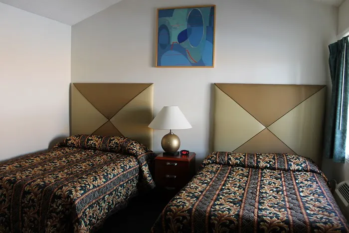 Motel Montreal 4