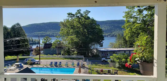 Inn on The Hill 4