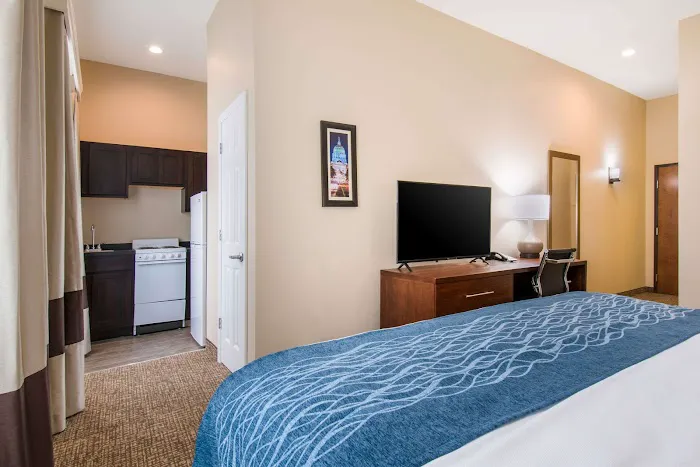 Comfort Inn & Suites Harrisburg - Hershey West 4