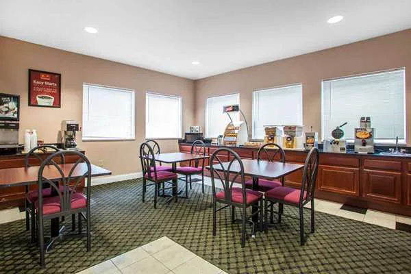 Econo Lodge Harrisburg - Hershey 4