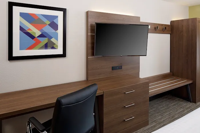 Holiday Inn Express Harrisburg East - Hershey Area by IHG 4