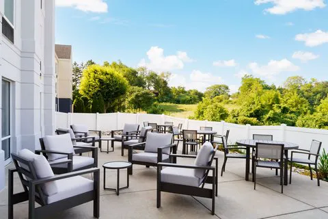 Fairfield Inn & Suites Harrisburg Hershey 4