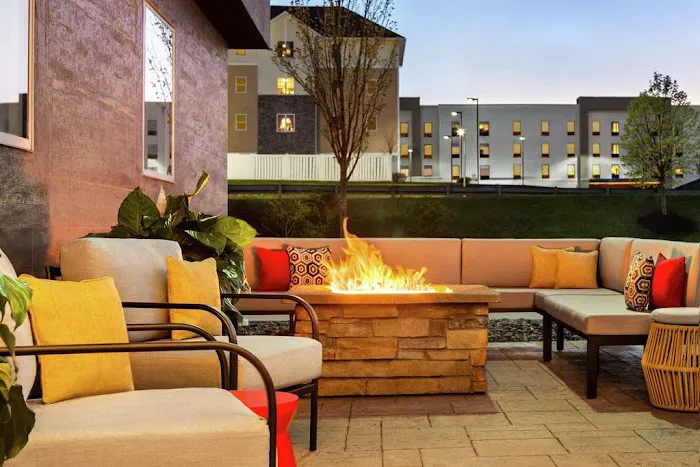 Home2 Suites by Hilton York 4