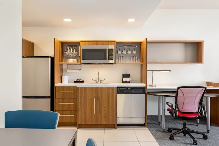 Home2 Suites by Hilton York 4
