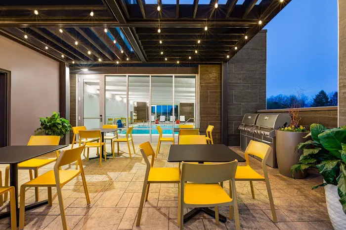 Home2 Suites by Hilton York 4