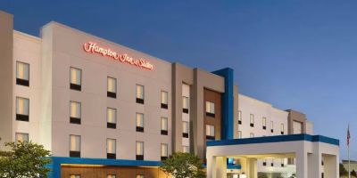 Hampton Inn & Suites York South