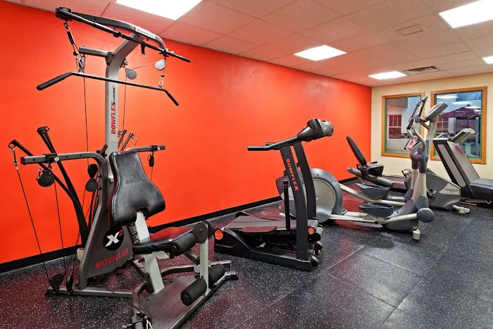 Country Inn & Suites by Radisson, York, PA 4