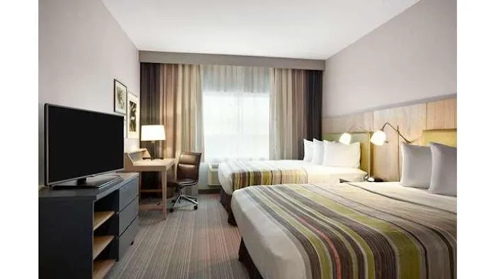 Country Inn & Suites by Radisson, York, PA 4