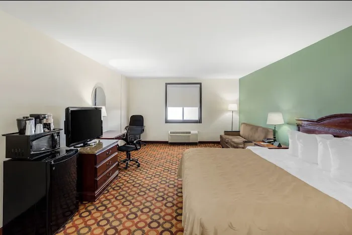 Quality Inn Enola - Harrisburg 4