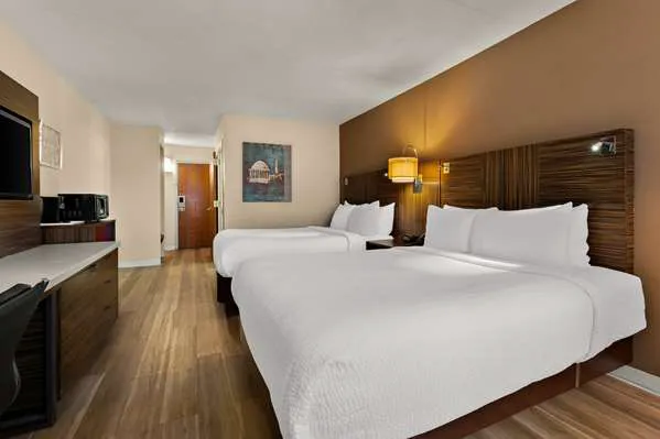 Ramada by Wyndham Harrisburg/Hershey Area 4