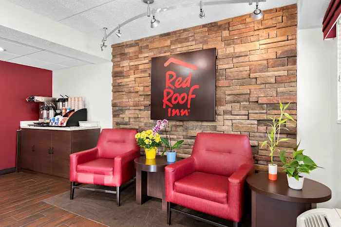 Red Roof Inn Harrisburg North 4