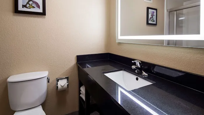 Best Western Harrisburg North 4