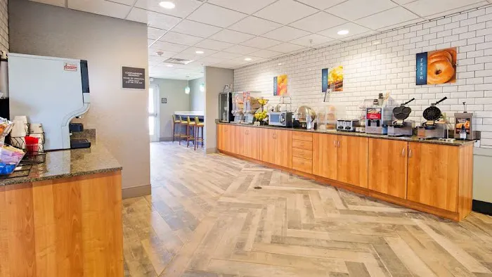 Best Western Plus Harrisburg Mechanicsburg 4