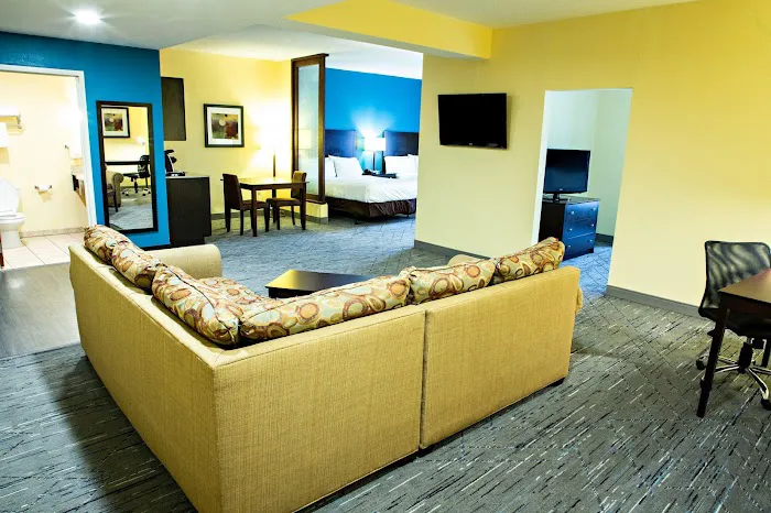 Holiday Inn Express & Suites Harrisburg W - Mechanicsburg by IHG 4
