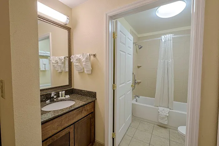 Staybridge Suites Harrisburg Hershey by IHG 4