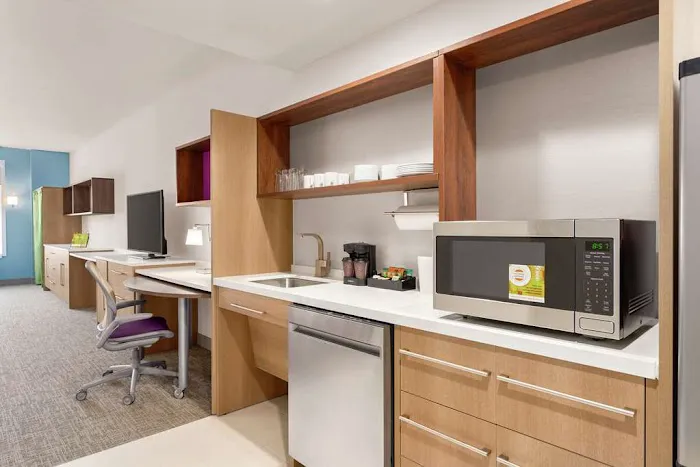 Home2 Suites by Hilton Harrisburg North 4