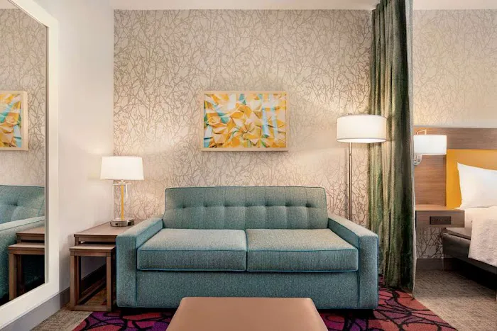Home2 Suites by Hilton Harrisburg North 4